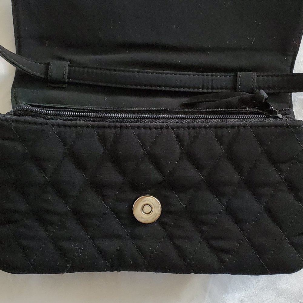 Small all black Vera Bradley bag~SALE - Picture 6 of 7